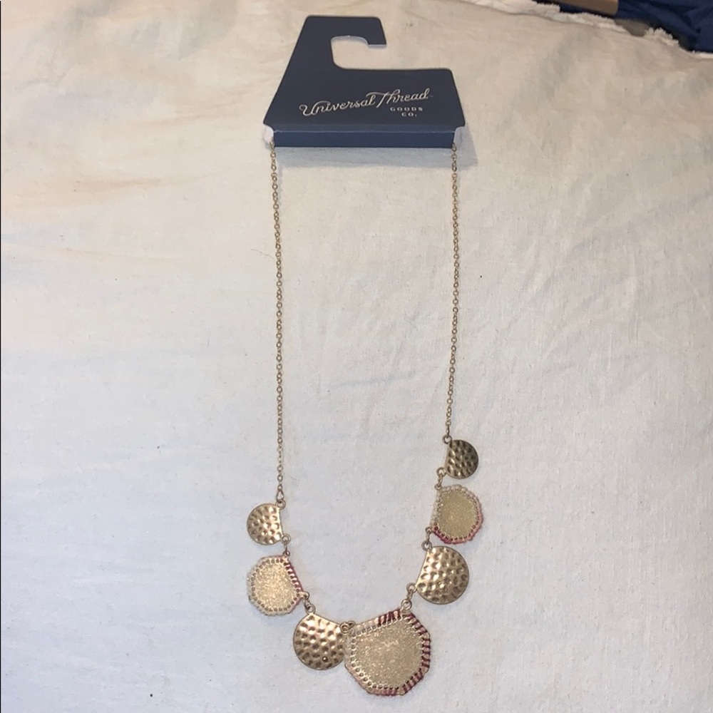 Pendant necklace